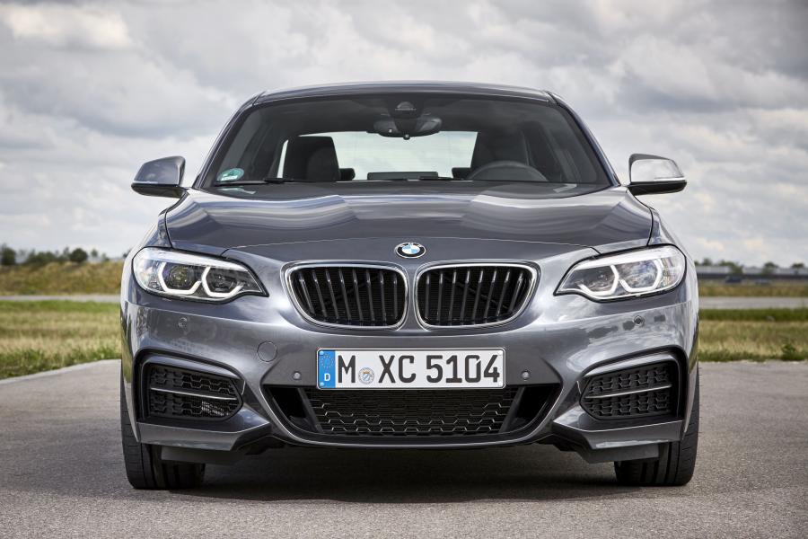  BMW M240i xDrive Coupe 2017 года  (WW) (фото 70 из 116)